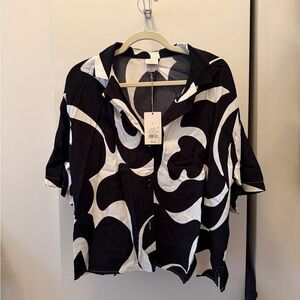 NWT Black and White Patterned Set